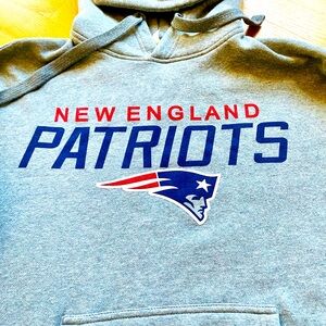 NE Patriots Sweatshirt.